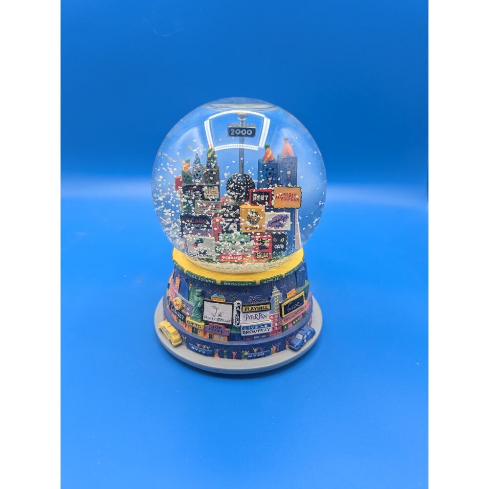 Snow Globe Music Box New York City Skyline New Years Eve 2000 Twin Towers